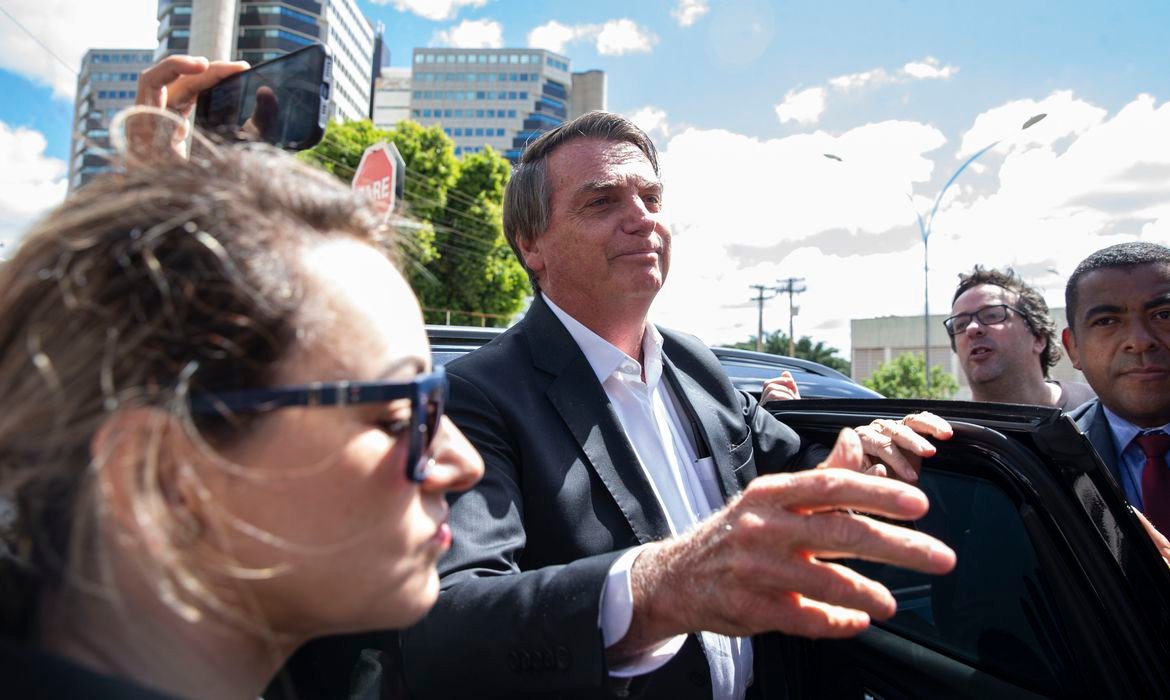 STF tira sigilo de operação de fraude em cartão de vacina de Bolsonaro