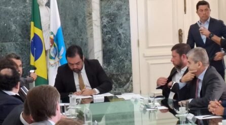 Governo do RJ e Supervia firmam acordo para transição do serviço de trens