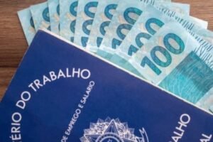Primeira parcela do décimo terceiro deve ser paga até esta sexta-feira