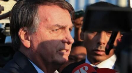 Bolsonaro atuou de forma “direta e efetiva” para tentativa de golpe, diz PF
