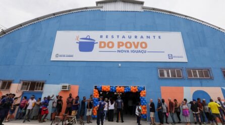 Cláudio Castro inaugura Restaurante do Povo em Nova Iguaçu, reforçando combate à fome na Baixada Fluminense