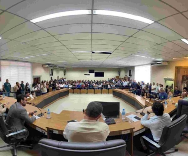 Prefeitura de Itaguaí anuncia flexibilização do Código Ambiental durante encontro com empresários